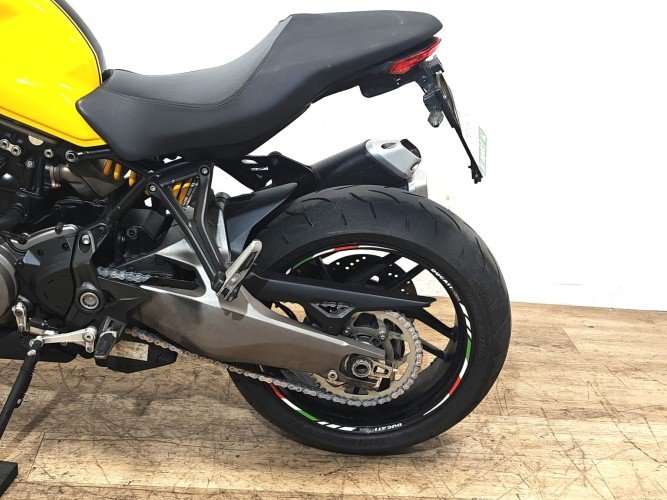 Comprar DUCATI MONSTER 821 2017 de segunda mano DUCATI MONSTER 821 2017 de segunda mano