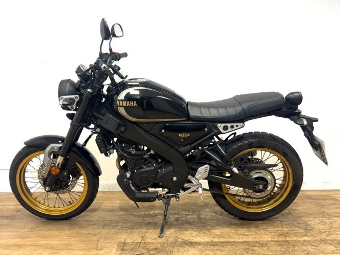 YAMAHA XSR 125 2025 de segunda mano