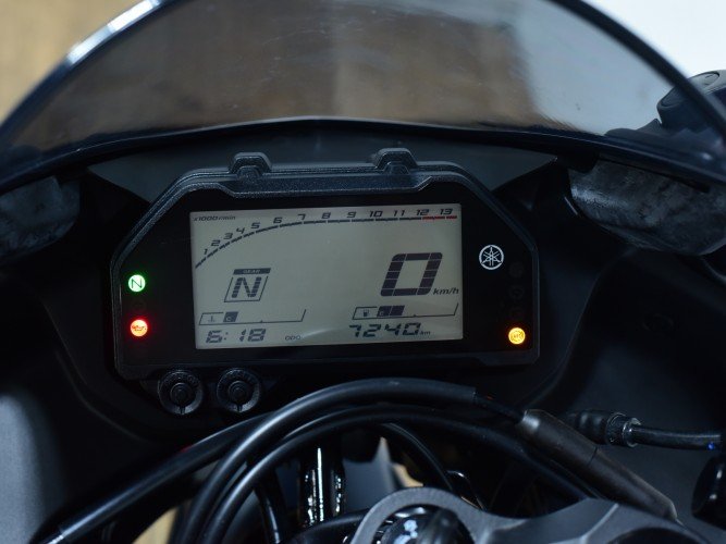 Comprar YAMAHA YZF R3 2025 de segunda mano YAMAHA YZF R3 2025 de segunda mano