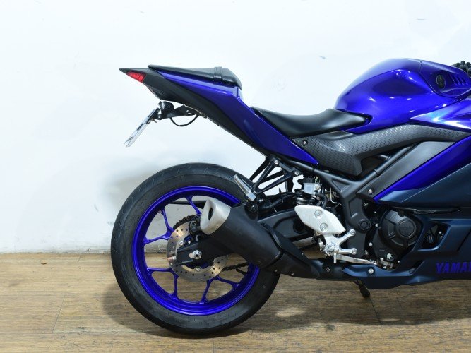 Comprar YAMAHA YZF R3 2025 de segunda mano YAMAHA YZF R3 2025 de segunda mano
