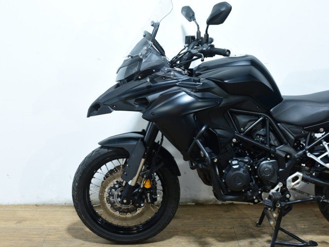Comprar BENELLI TRK 502 X (TOP CASE) 2025 de segunda mano BENELLI TRK 502 X (TOP CASE) 2025 de segunda mano
