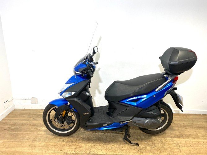 Comprar KYMCO AGILITY CITY 125 (TOP CASE) 2024 de segunda mano KYMCO AGILITY CITY 125 (TOP CASE) 2024 de segunda mano