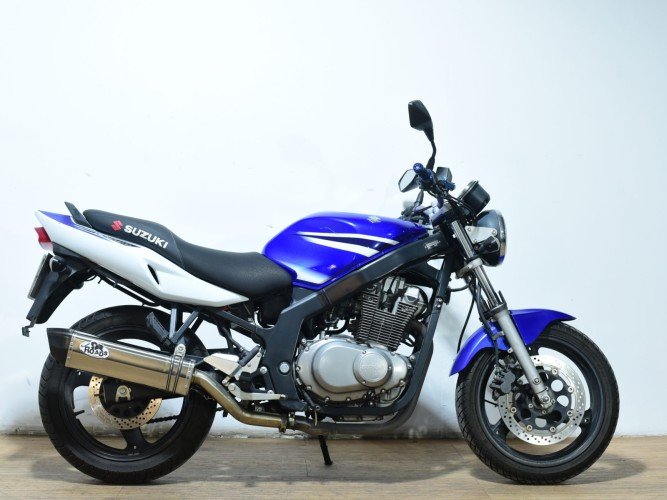 SUZUKI GS 500 2007 de segunda mano