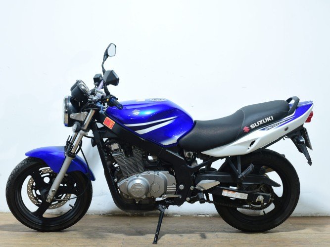 SUZUKI GS 500 2007 de segunda mano