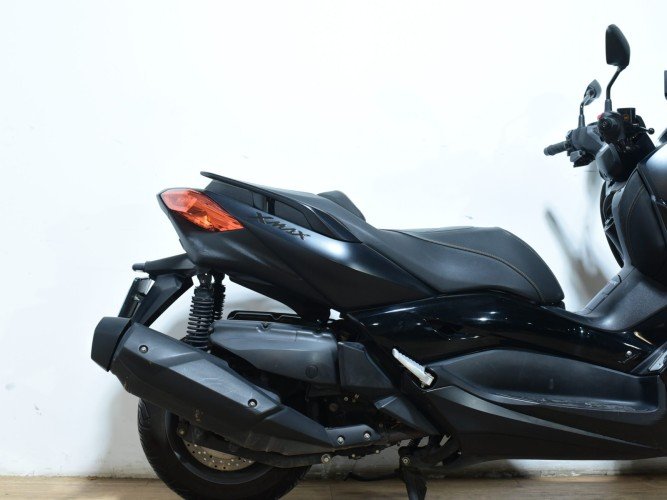 Comprar YAMAHA XMAX 400 2019 de segunda mano YAMAHA XMAX 400 2019 de segunda mano
