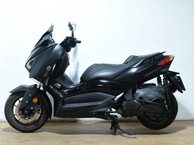 Comprar YAMAHA XMAX 400 2019 de segunda mano YAMAHA XMAX 400 2019 de segunda mano