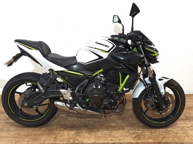 Comprar KAWASAKI Z 650 2020 de segunda mano KAWASAKI Z 650 2020 de segunda mano