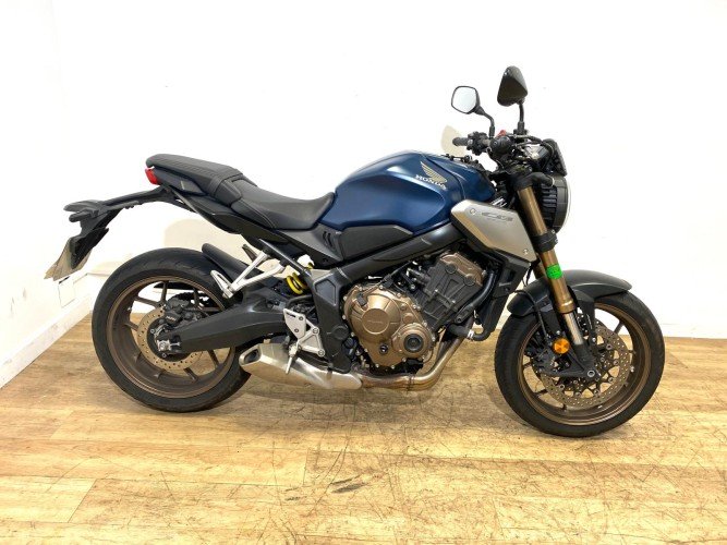 Comprar HONDA CB 650 R (A) (QUICKSHIFTER) 2019 de segunda mano HONDA CB 650 R (A) (QUICKSHIFTER) 2019 de segunda mano
