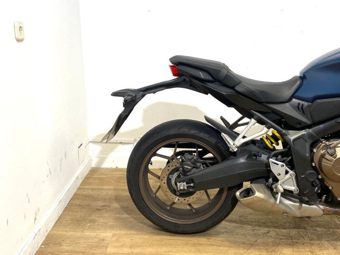 Comprar HONDA CB 650 R (A) (QUICKSHIFTER) 2019 de segunda mano HONDA CB 650 R (A) (QUICKSHIFTER) 2019 de segunda mano