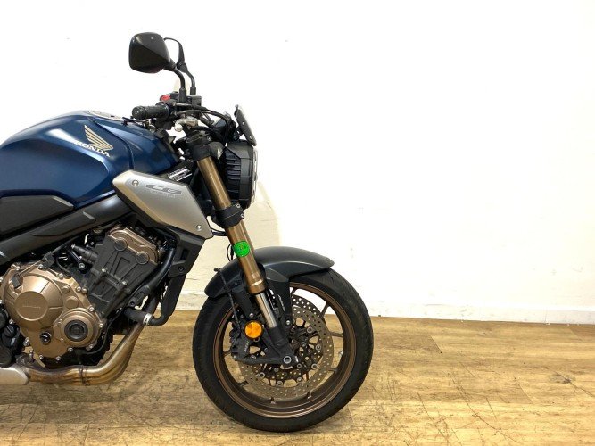 Comprar HONDA CB 650 R (A) (QUICKSHIFTER) 2019 de segunda mano HONDA CB 650 R (A) (QUICKSHIFTER) 2019 de segunda mano