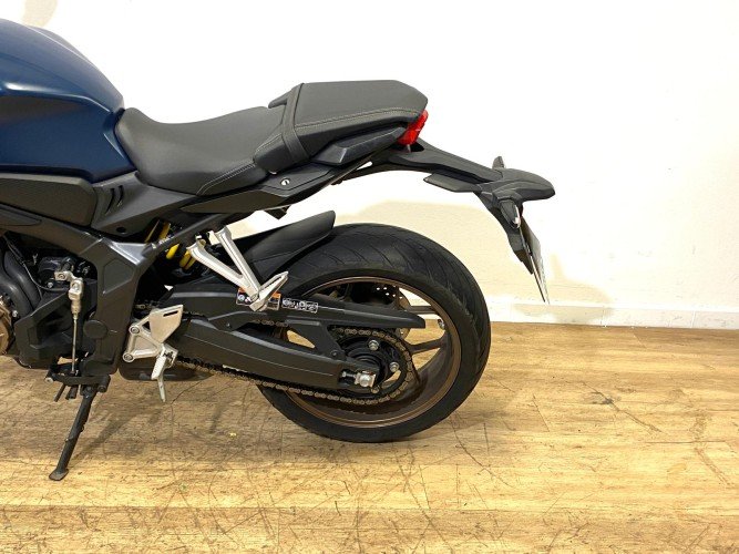 Comprar HONDA CB 650 R (A) (QUICKSHIFTER) 2019 de segunda mano HONDA CB 650 R (A) (QUICKSHIFTER) 2019 de segunda mano