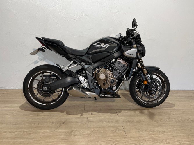Comprar HONDA CB 650 R (A2) 2024 de segunda mano HONDA CB 650 R (A2) 2024 de segunda mano