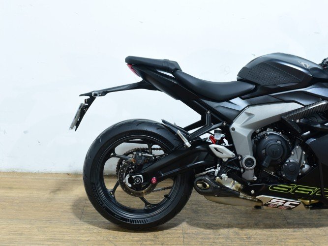 TRIUMPH DAYTONA 660 (QUICKSHIFTER) 2025 de segunda mano