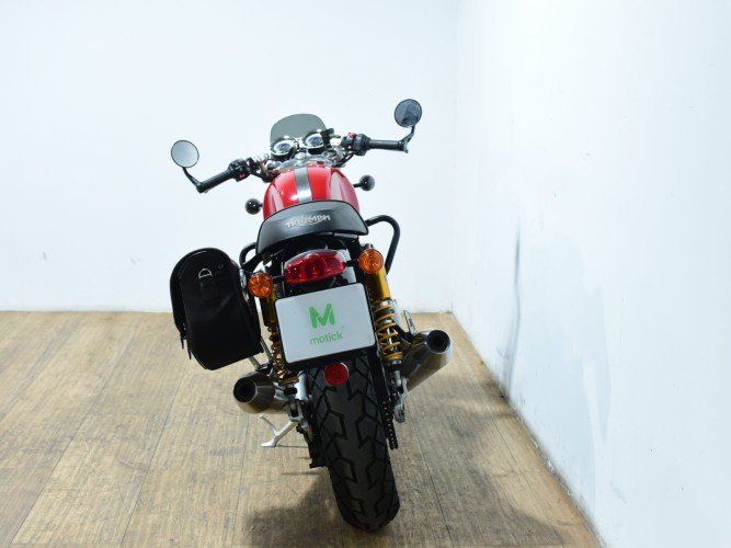 TRIUMPH THRUXTON 1200 R 2016 de segunda mano