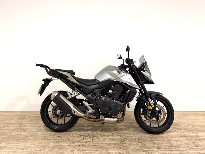 HONDA CB 750 HORNET 2025 de segunda mano