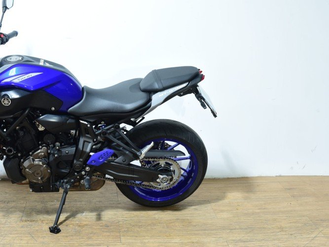 Comprar YAMAHA MT-07 2021 de segunda mano YAMAHA MT-07 2021 de segunda mano