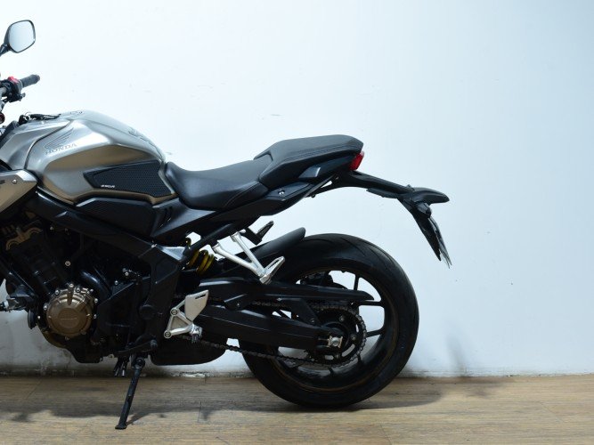 HONDA CB 650 R (A2) 2020 de segunda mano