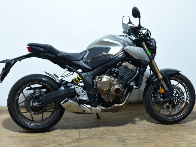 HONDA CB 650 R (A2) 2020 de segunda mano