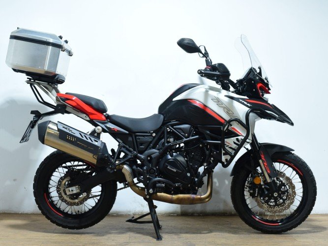 Comprar BENELLI TRK 702 X (A) 2024 de segunda mano BENELLI TRK 702 X (A) 2024 de segunda mano