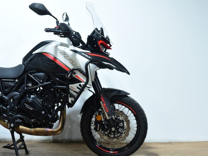 Comprar BENELLI TRK 702 X (A) 2024 de segunda mano BENELLI TRK 702 X (A) 2024 de segunda mano