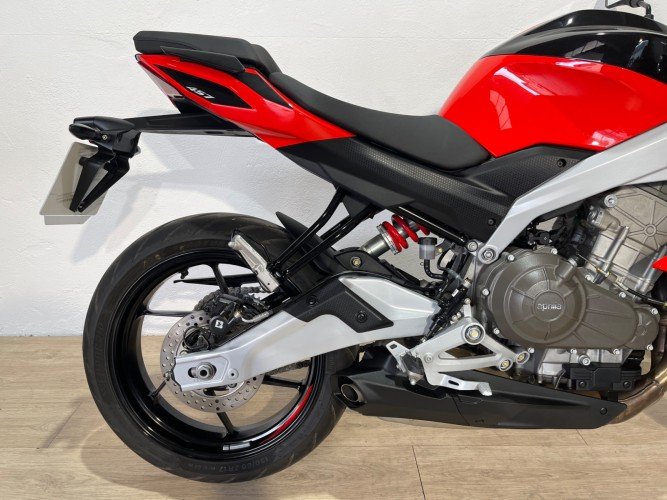 APRILIA TUONO 457 IVA DEDUCIBLE 2026 de segunda mano