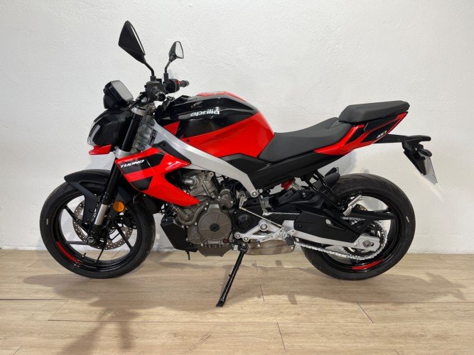 APRILIA TUONO 457 IVA DEDUCIBLE 2026 de segunda mano
