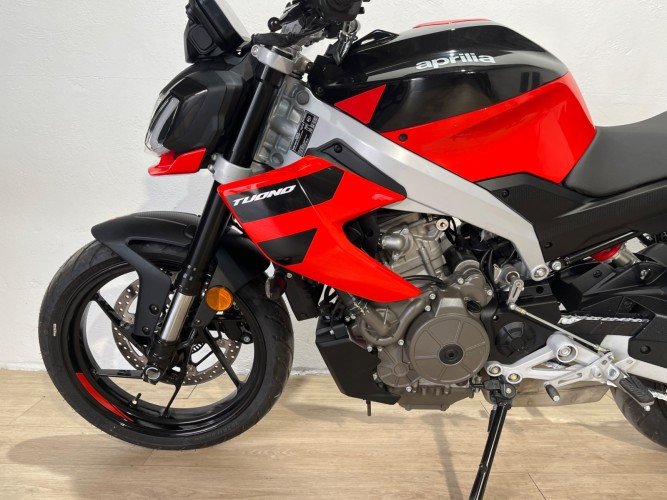 APRILIA TUONO 457 IVA DEDUCIBLE 2026 de segunda mano