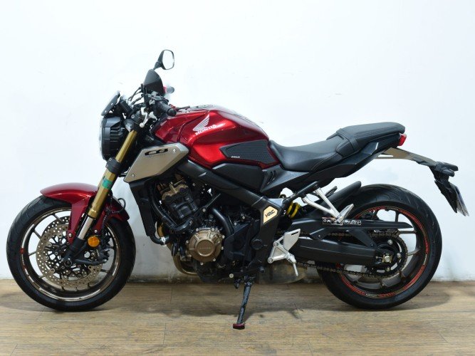 Comprar HONDA CB 650 R 2021 de segunda mano HONDA CB 650 R 2021 de segunda mano