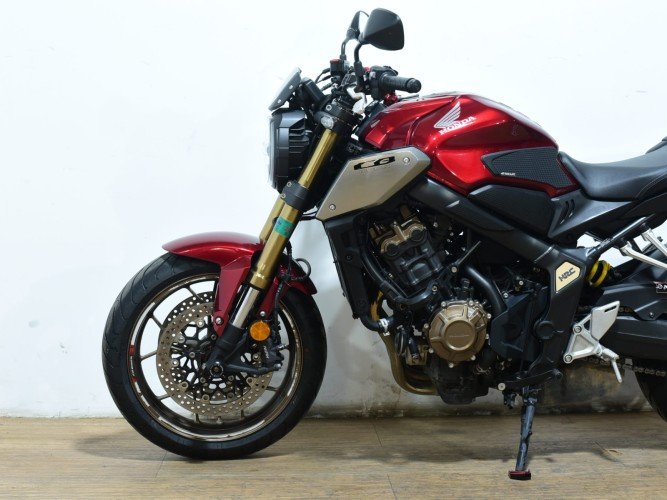 Comprar HONDA CB 650 R 2021 de segunda mano HONDA CB 650 R 2021 de segunda mano