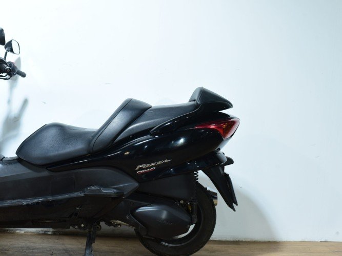 Comprar HONDA FORZA 250 2007 de segunda mano HONDA FORZA 250 2007 de segunda mano