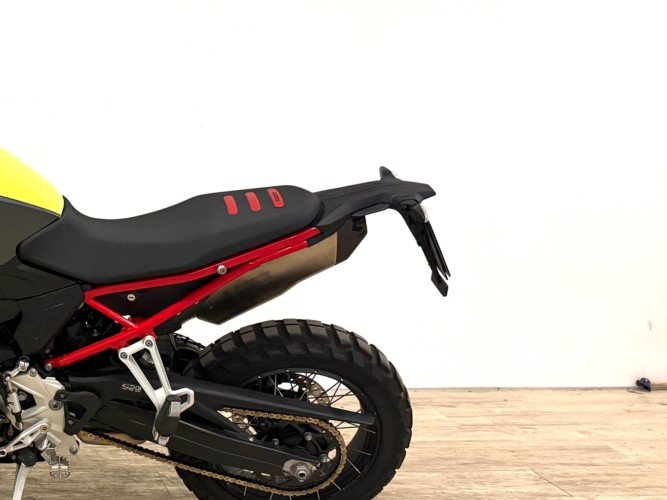 BMW F 900 GS (A) (DYNAMIC PACK) 2024 de segunda mano