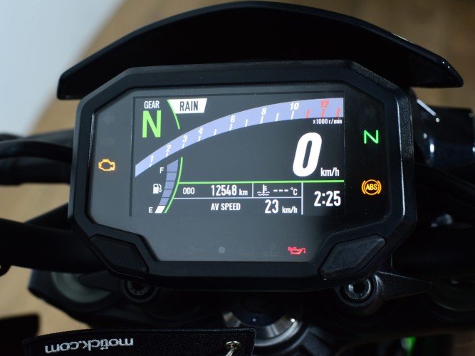Comprar KAWASAKI Z 900 A2 2022 de segunda mano KAWASAKI Z 900 A2 2022 de segunda mano
