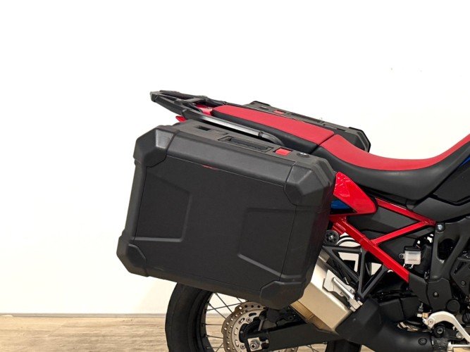 HONDA AFRICA TWIN CRF 1100 (A) (2 MALETAS) 2023 de segunda mano