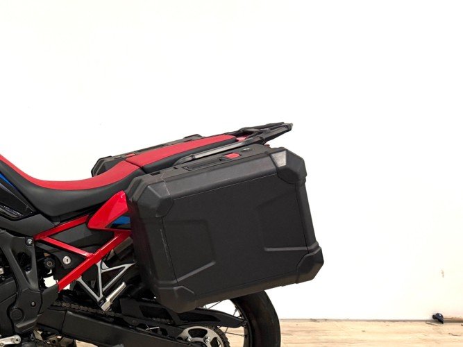 HONDA AFRICA TWIN CRF 1100 (A) (2 MALETAS) 2023 de segunda mano