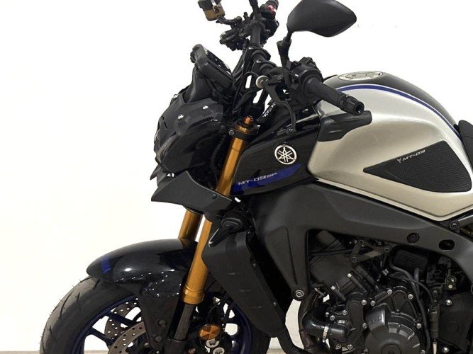 Comprar YAMAHA MT-09 SP 2022 de segunda mano YAMAHA MT-09 SP 2022 de segunda mano