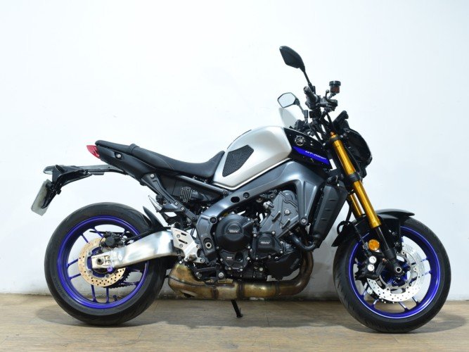 Comprar YAMAHA MT-09 SP (A2) 2024 de segunda mano YAMAHA MT-09 SP (A2) 2024 de segunda mano