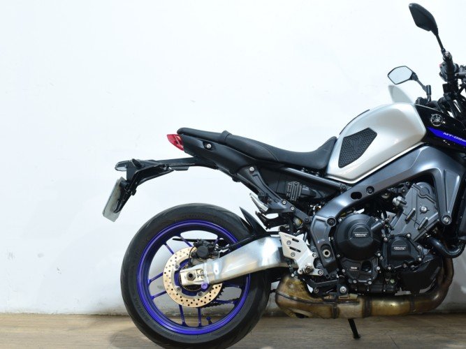 Comprar YAMAHA MT-09 SP (A2) 2024 de segunda mano YAMAHA MT-09 SP (A2) 2024 de segunda mano