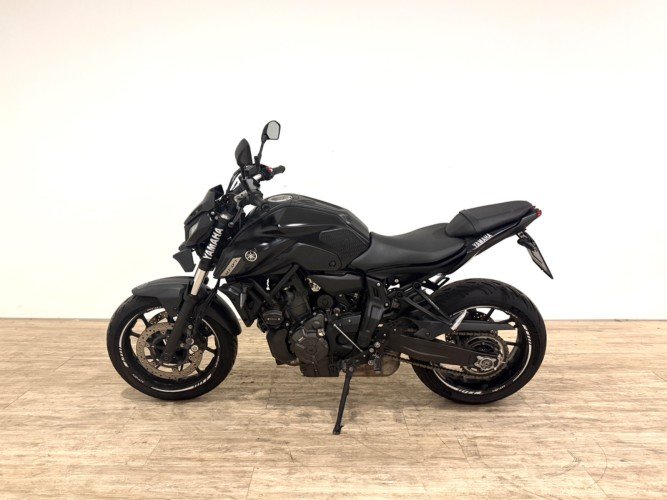 YAMAHA MT-07 (A2) 2022 de segunda mano