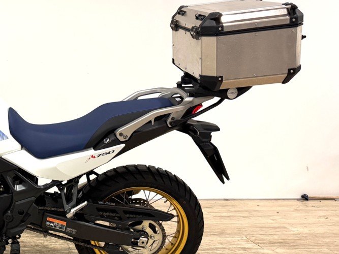 HONDA XL750 TRANSALP (A2) 2024 de segunda mano