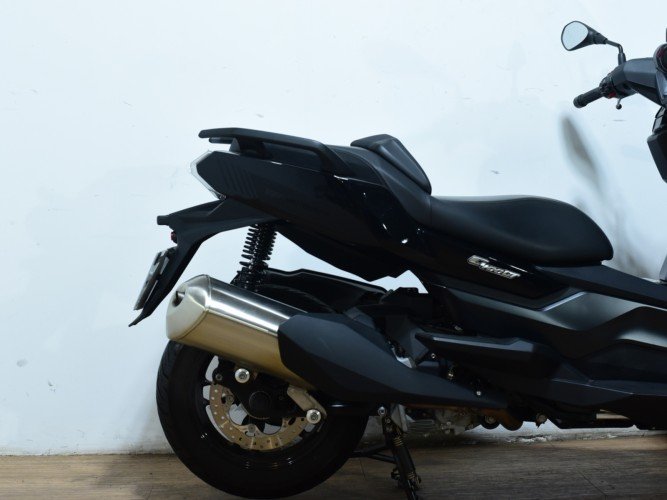 Comprar BMW C 400 GT (GARANT.EXT. 5 AÑOS + MANT. INCL. 30000) 2026 de segunda mano BMW C 400 GT (GARANT.EXT. 5 AÑOS + MANT. INCL. 30000) 2026 de segunda mano