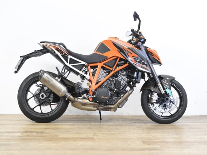 KTM 1290 SUPER DUKE R 2016 de segunda mano