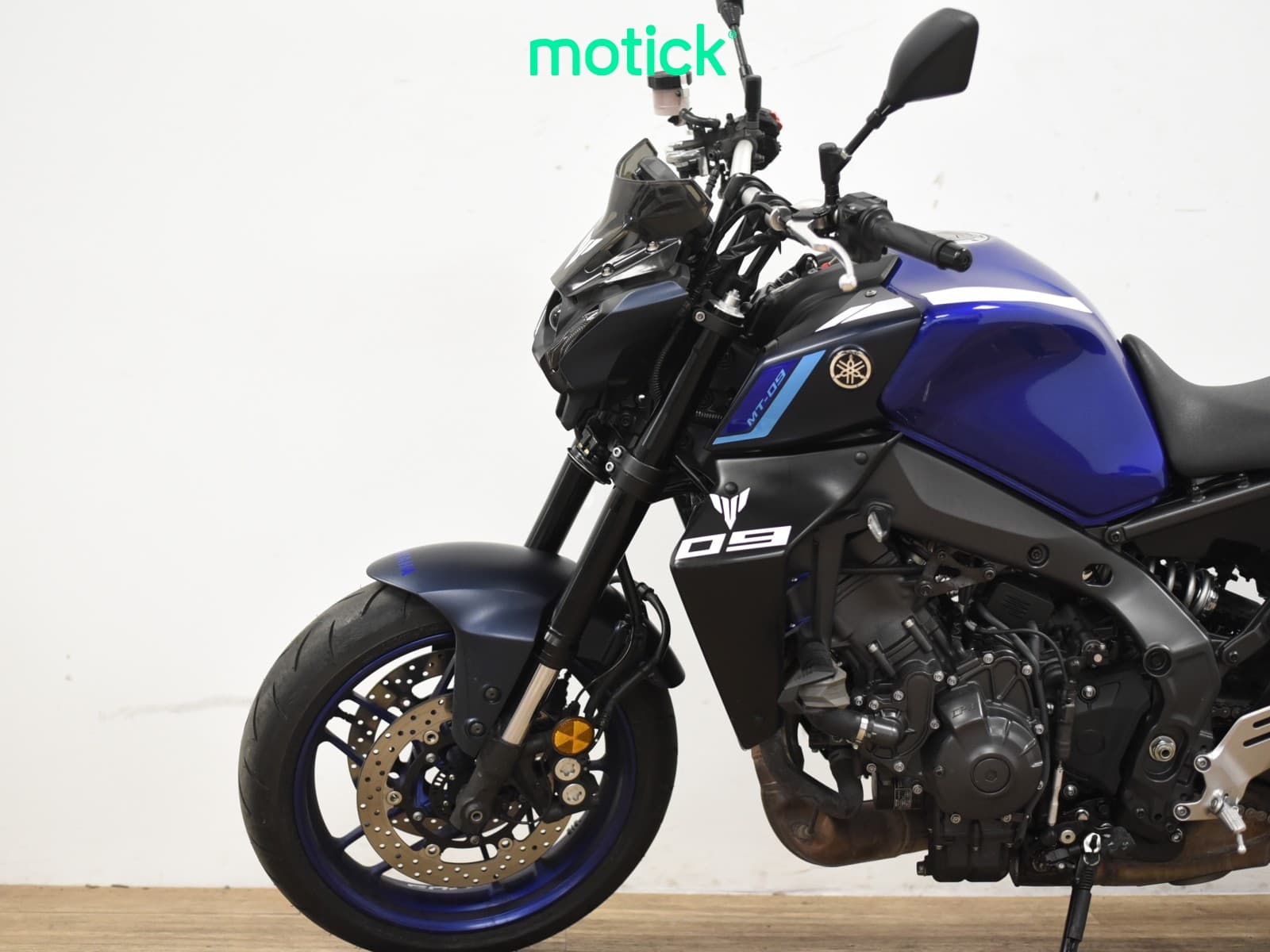 YAMAHA MT-09 (A2)