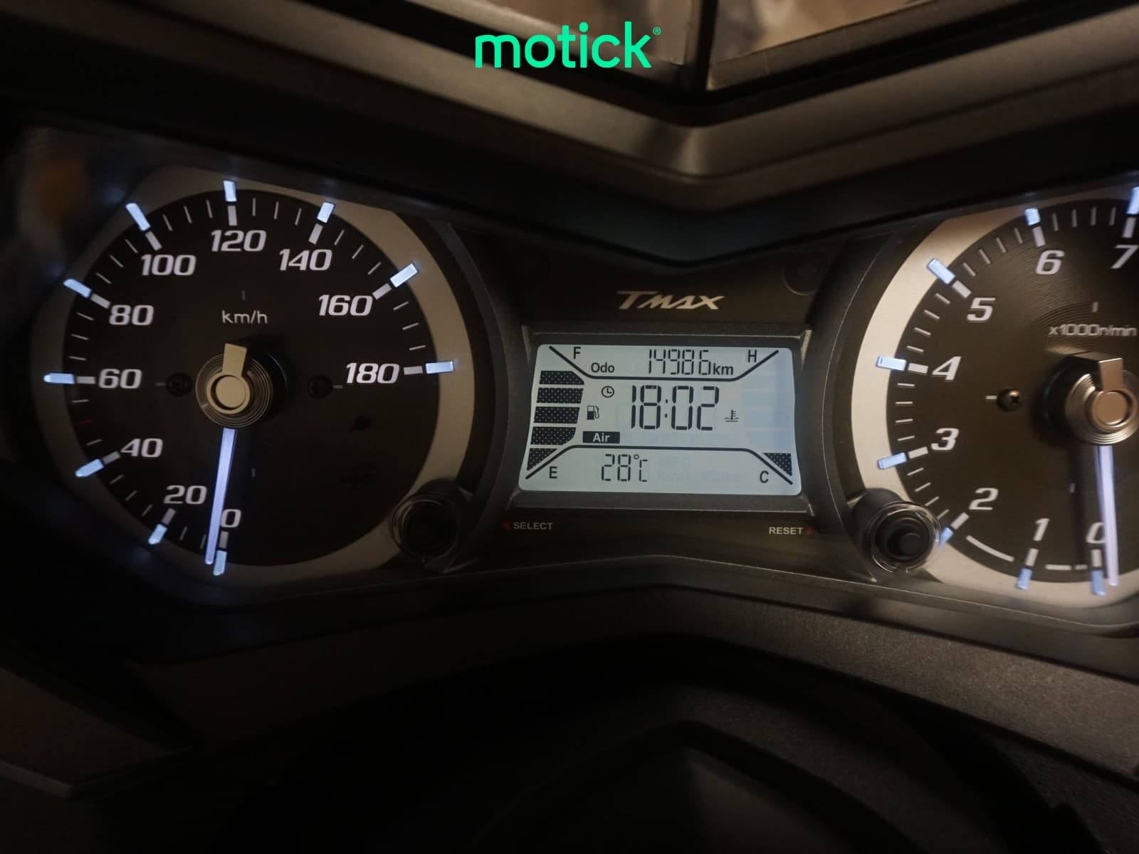 YAMAHA TMAX 530 IRON MAX