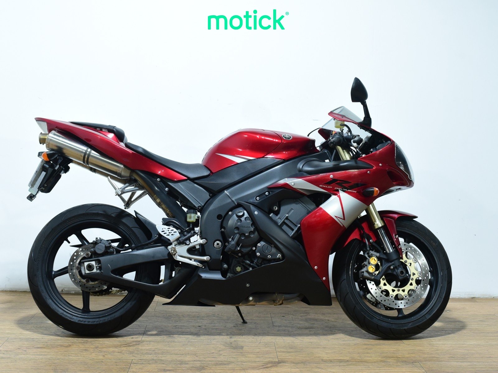 YAMAHA YZF R1