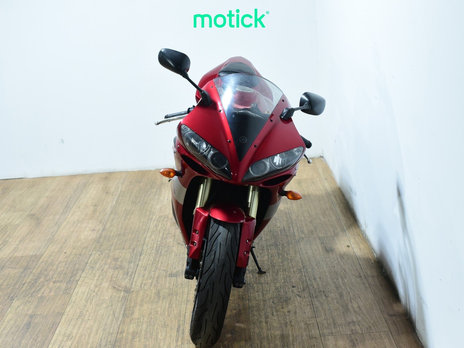 YAMAHA YZF R1