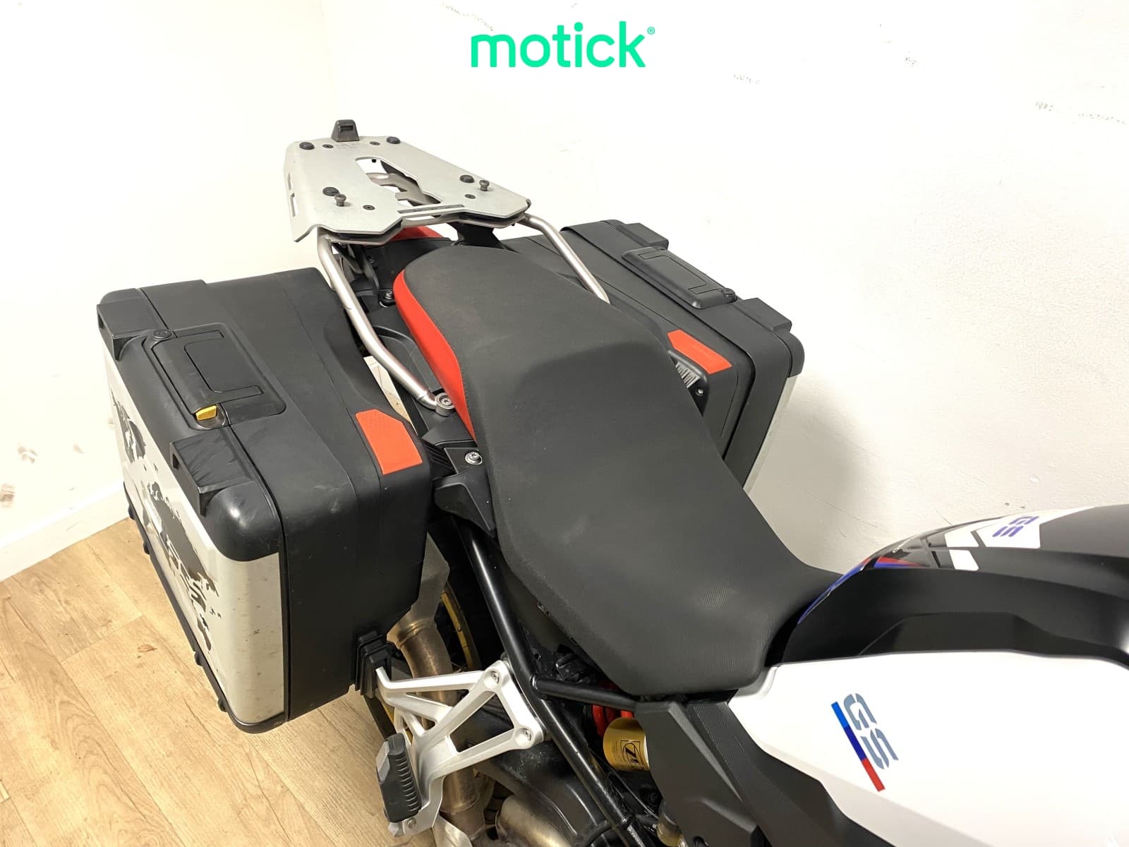 BMW F 850 GS (3 PAQUETES + 2 MALETAS)