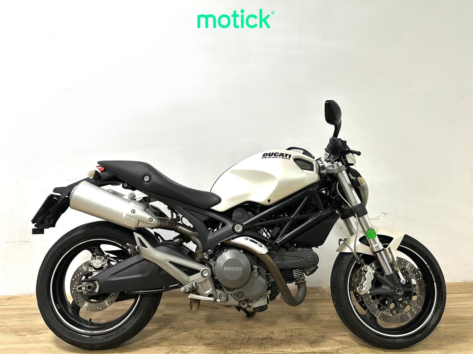 DUCATI MONSTER 696 (A)
