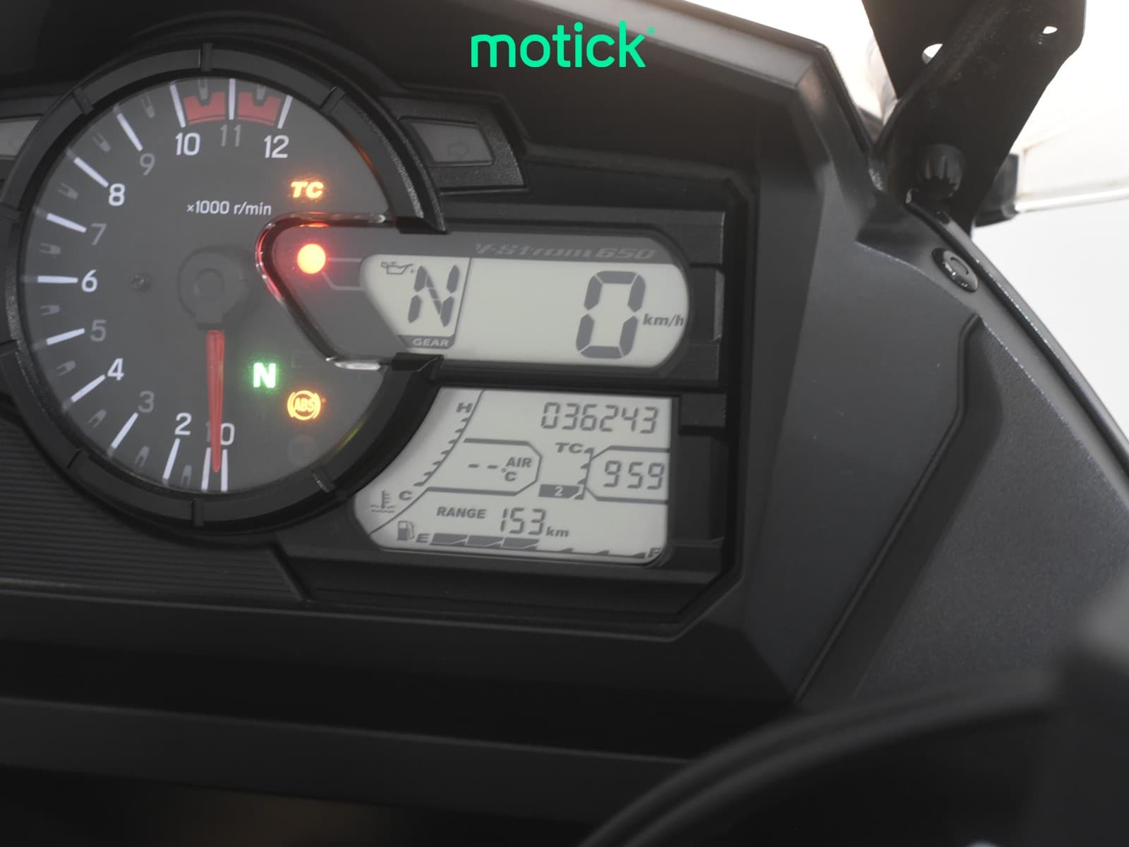 SUZUKI V STROM 650 XT (A)