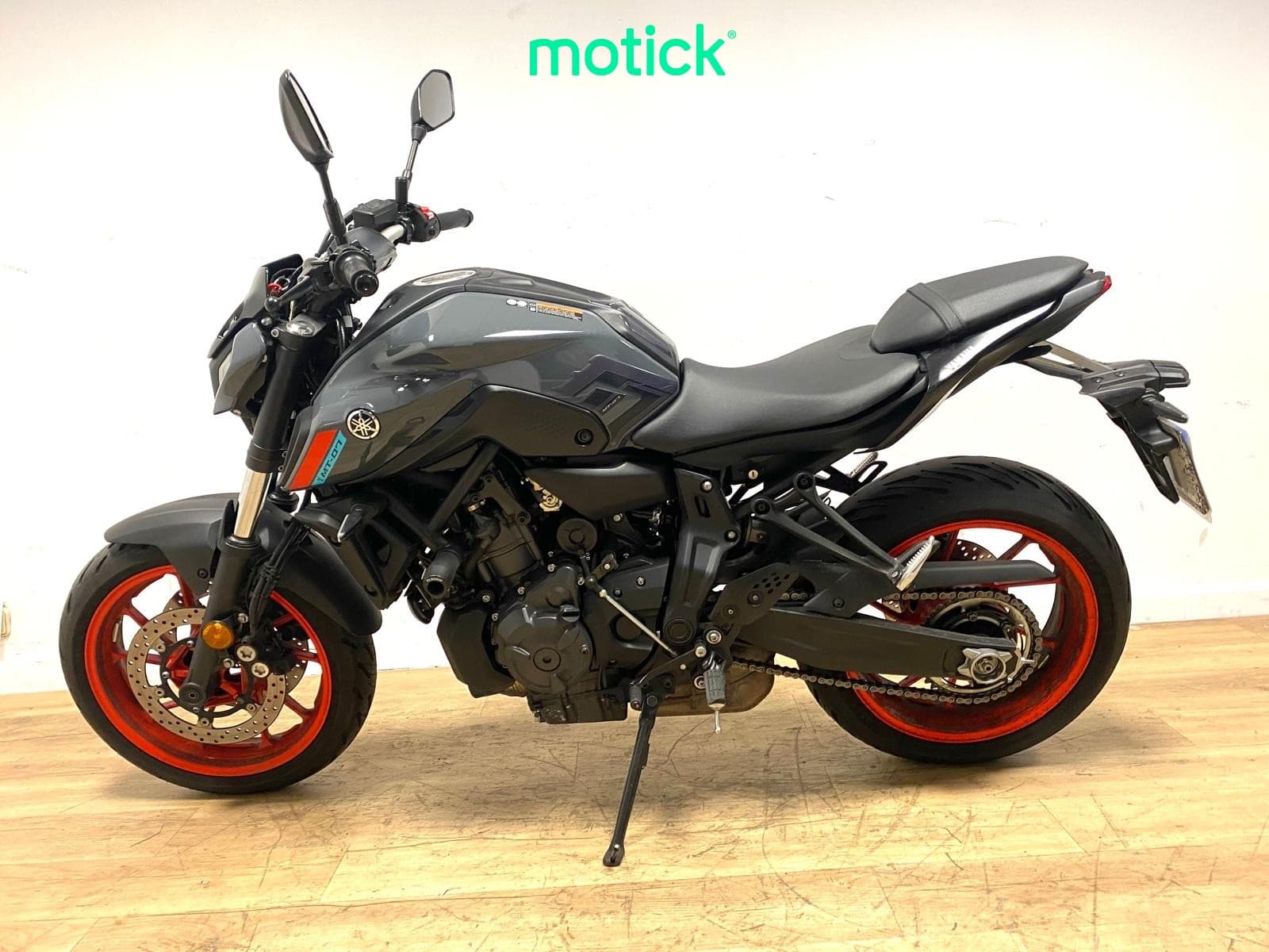 YAMAHA MT-07 (A)
