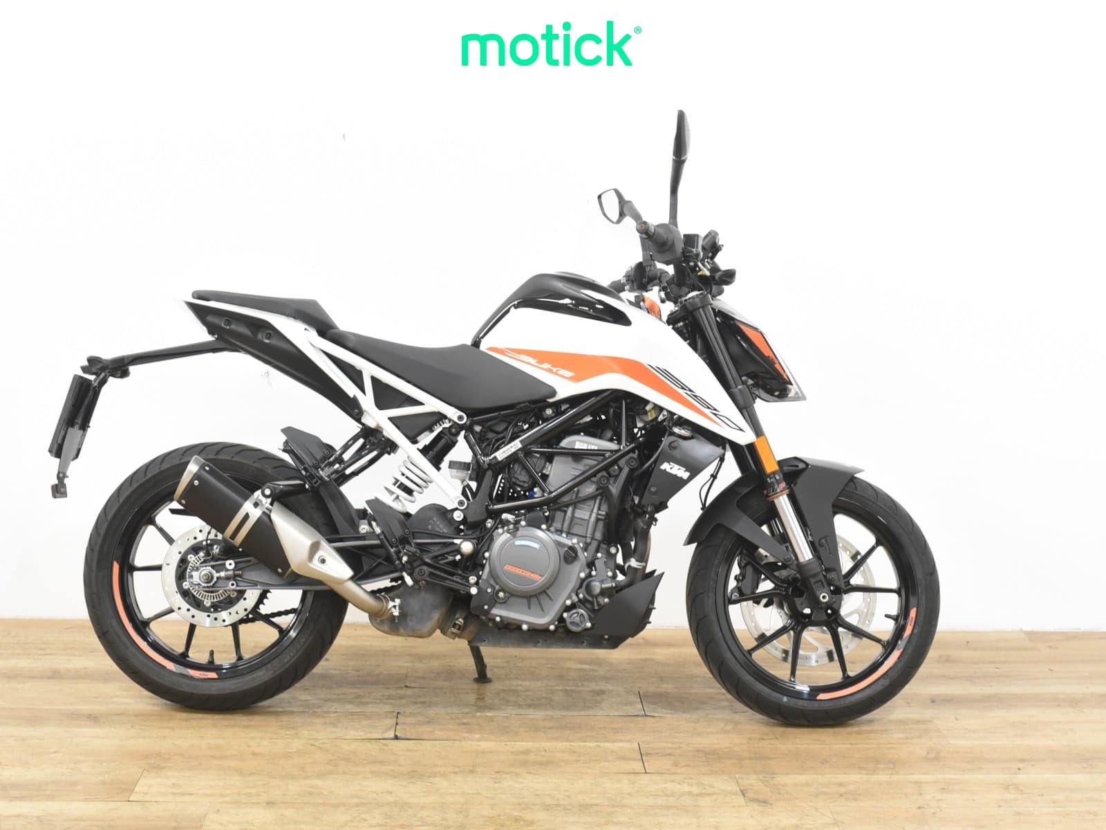 KTM DUKE 390
